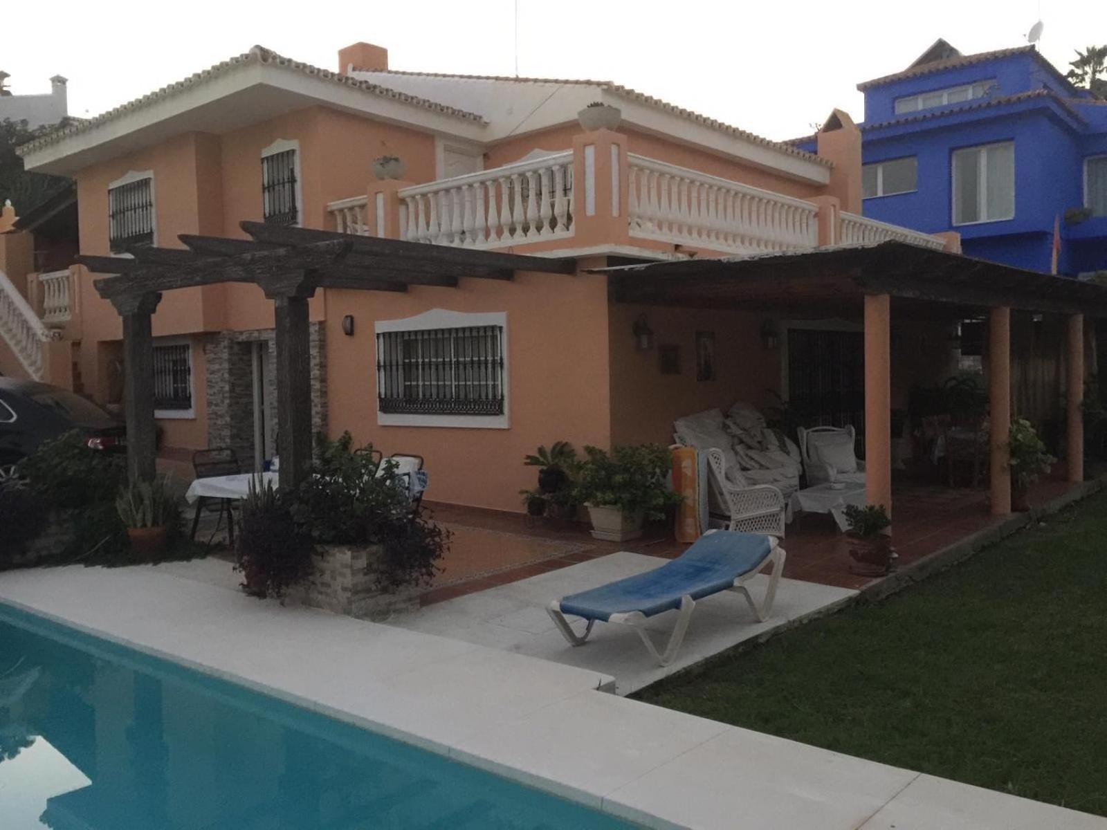 פואנגירולה Villa Mijas With Pool 50 M Beach מראה חיצוני תמונה